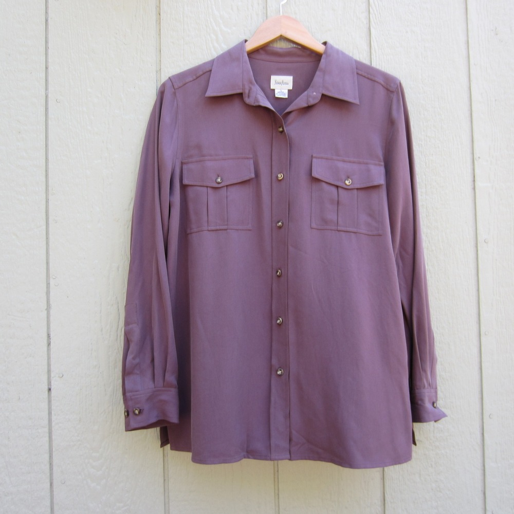 Neiman Marcus Shirt Womens Large 100%Silk Mauve Purple Quiet Luxury Career wear